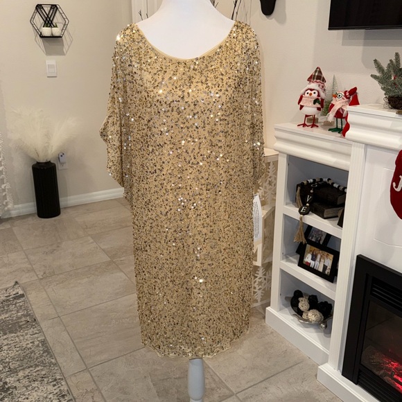 NWT Aidan Mattox Gold Sequin Mini Dress 100% Silk Size 10 - Picture 2 of 12